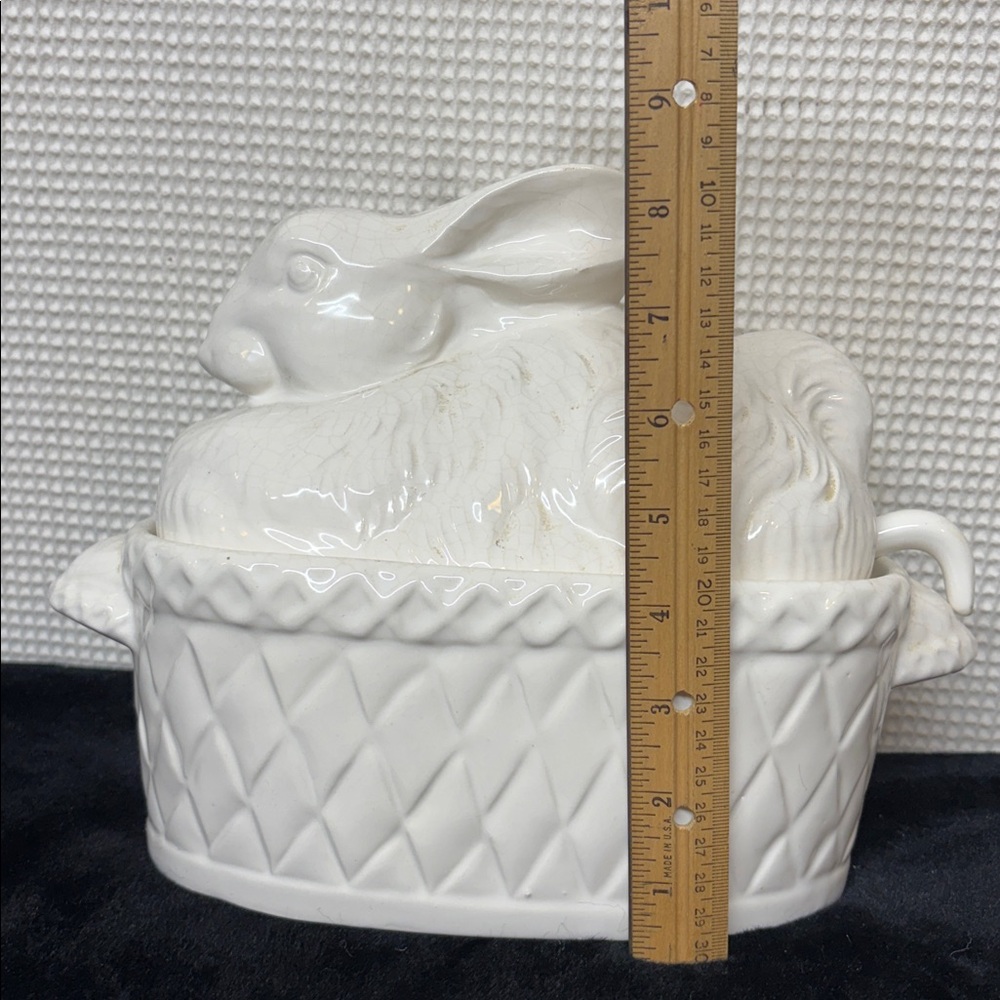 Porcelain soup tureen with ladle - Picture 12 of 12